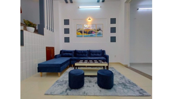 Bán Nhà Phú Nhuận, Sổ Hồng Riêng, Giá Tốt, 4 Tầng Đúc